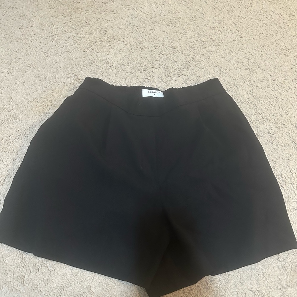 Aritzia Babaton Cohen High Waist Black Women's Shorts